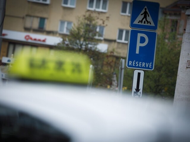 V Bratislave schválili parkovaciu politiku. Takto to bude vyzerať