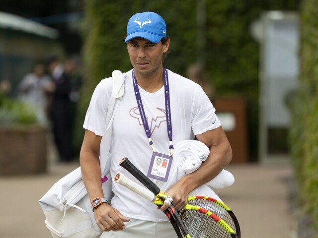 Nadal sa pripravuje na Wimbledon, rozhodol sa pre domáce prostredie