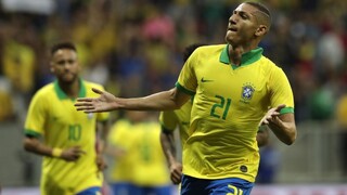 Brazília zdolala Paraguaj, budú prvými semifinalistami na Copa América