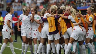 Američanky vyradili na MS Francúzky, v semifinále zabojujú s Angličankami