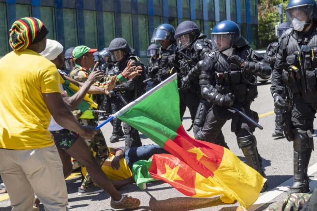 switzerland-cameroon-protest-59627-98f0ca5e8f8743928014c8ff3041b691_a3c28ee5.jpg