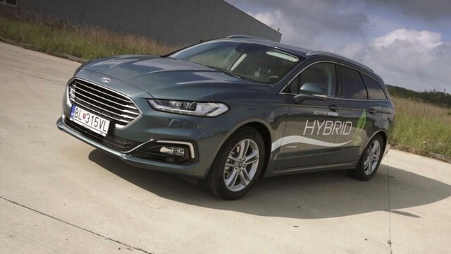 Otestovali sme Ford Mondeo Hybrid kombi a Audi A1
