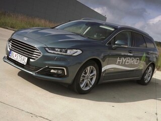 Otestovali sme Ford Mondeo Hybrid kombi a Audi A1