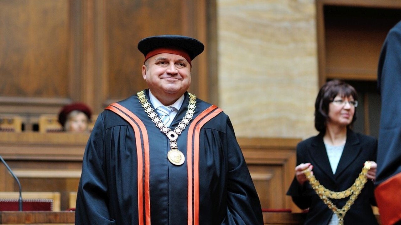 Náhle zomrel bývalý dlhoročný dekan na Univerzite Komenského