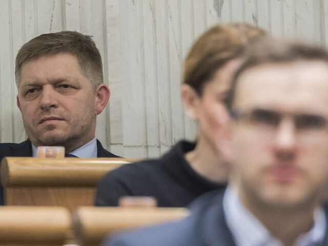 Fico odmietol komplot pri voľbe sudcov, trvá na tajnej