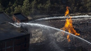 Kentucký bourbon zachvátili plamene, zhoreli tisíce sudov