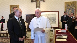Putin s pápežom strávil skoro hodinu, diskutovali aj o Sýrii či Ukrajine