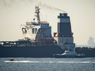 Prevážal iránsku ropu do Sýrie? Na Gibraltáre zadržali supertanker