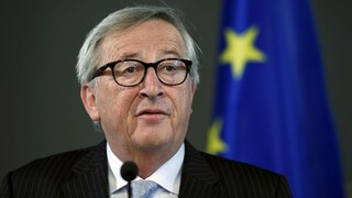 Voľba nebola transparentná, kritizuje Juncker voľbu novej šéfky EK