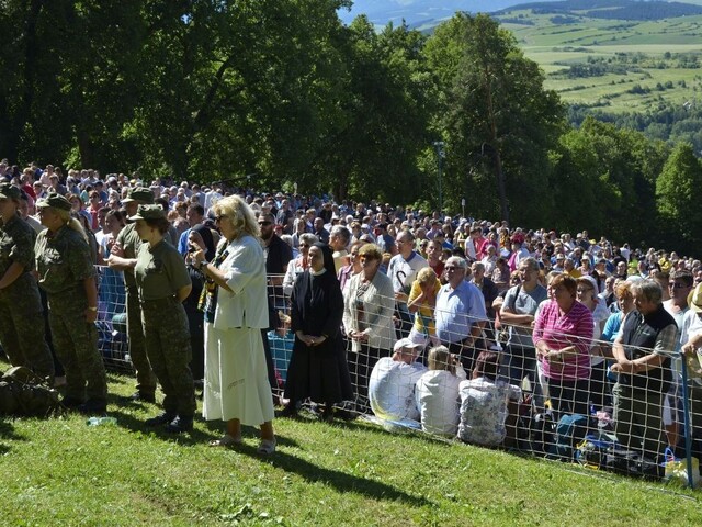Tradičná levočská púť pokračuje, omše sa zúčastnila aj Čaputová