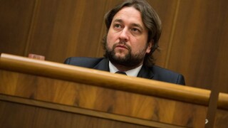 Blahove príspevky majú dohru, Eset podal na poslanca žalobu