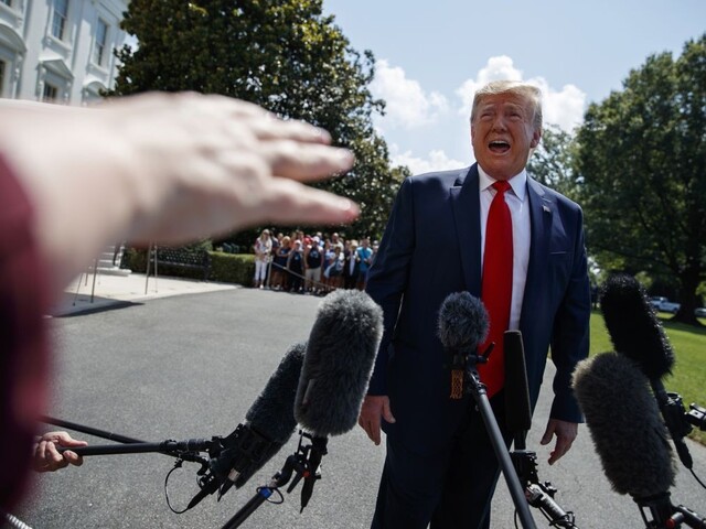Unikli správy, v ktorých veľvyslanec popisoval Trumpa. Prezident reagoval