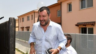 Salvini zavrel známe centrum pre migrantov, zverejnil aj video