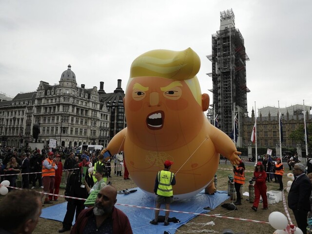 Je neúctivý voči krajine i Mayovej, reaguje Hunt na výroky Trumpa