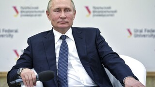 Putin je ochotný rokovať so Zelenským ohľadom vojny v Donbase