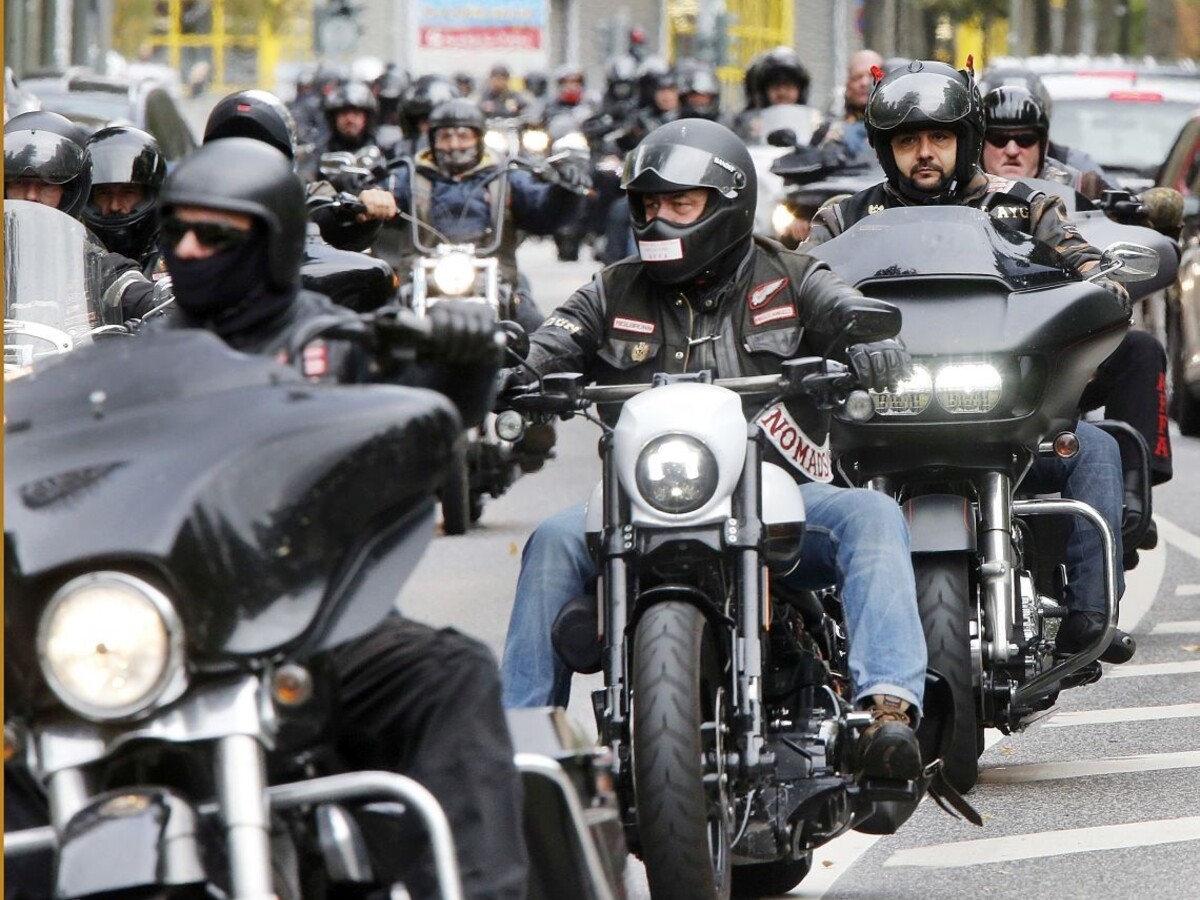V reštaurácii útočili sekerami a obuškami. Motorkárov obžalovali