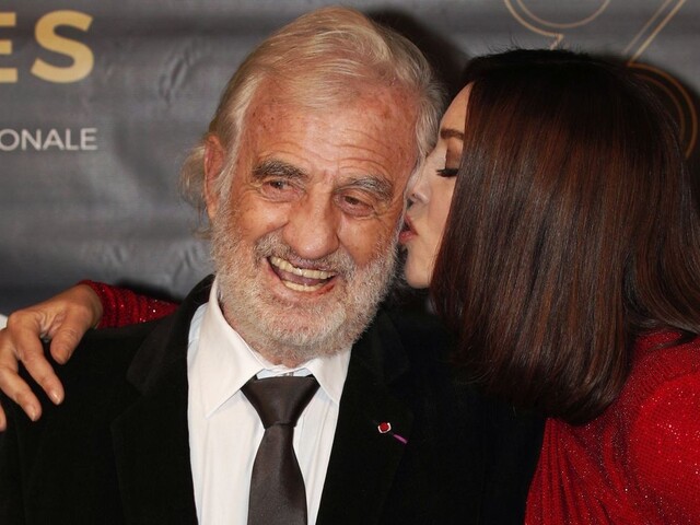 Belmondo či Cardinale. Francúzsko vyznamenalo stovky osobností