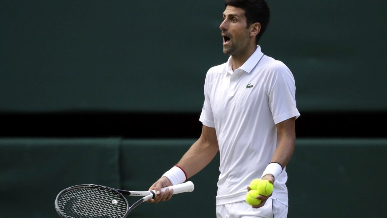 Djokovič kráľom Wimbledonu. Zdolal Federera a obhájil titul