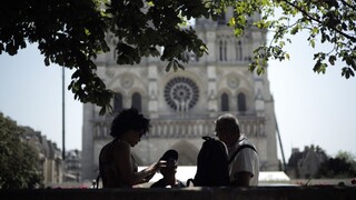 Notre-Dame môžu opraviť, zo sľúbených peňazí prišiel len zlomok