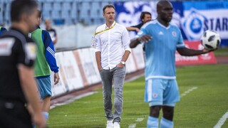Po odvolaní Ševelu Slovan dočasne povedie asistent Radenkovič