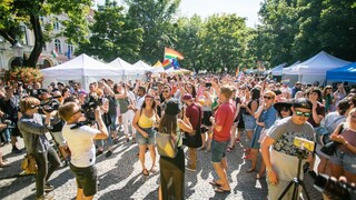 Bratislavu zaplnili farby, Dúhový Pride navštívili tisícky ľudí