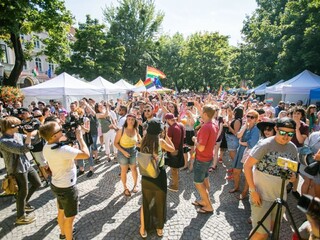 Bratislavu zaplnili farby, Dúhový Pride navštívili tisícky ľudí