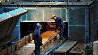 Čína zavádza clá na nerezovú oceľ, zasiahnu aj dovoz z EÚ