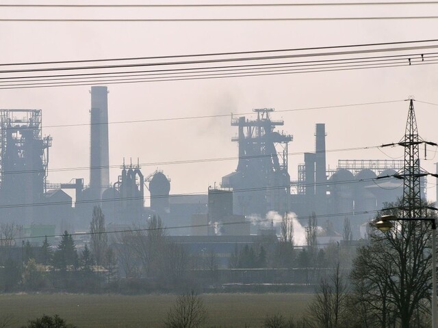 Oceliari chcú zvrátiť masové prepúšťanie v U.S. Steel Košice