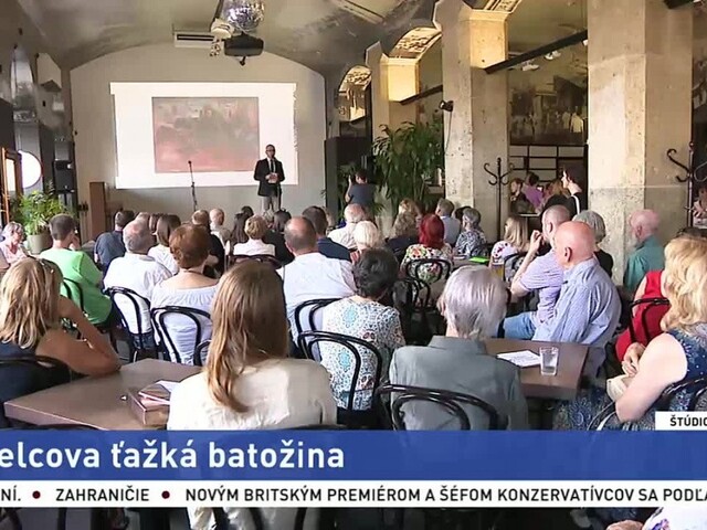 Umelcova ťažká batožina / Réžie SKUTRu otvárajú nové dvere / Výstava Nábytok v múzeu / Šesť príbehov z dejín fotografie