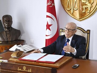Zomrel tuniský prezident Bádží Káid Sabsí, mal 92 rokov