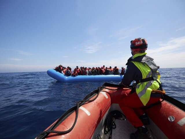 Po stroskotaní v Stredozemnom mori zahynulo vyše sto migrantov
