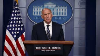 Šéf tajných služieb Coats končí, nahradí ho kongresman z Texasu