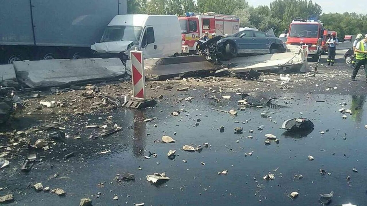 D1 paralyzovala hromadná nehoda, hlásia viacero zranených