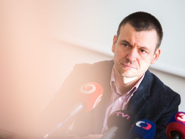 Kľúčový svedok neprišiel, ukryl sa. Bojím sa o život, tvrdí Tóth