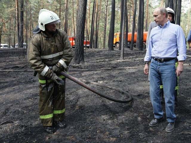 Dym sibírskych požiarov sa šíri za hranice, Putin povolal armádu