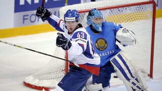 Surový ukončil profesionálnu kariéru, pri hokeji by rád zostal