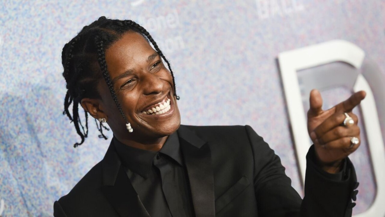 Slávneho rapera vo Švédsku prepustili, potešil sa aj Trump