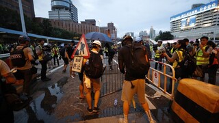 Protesty chcú zakončiť štrajkom. Hongkongu sa nepáči vplyv Číny