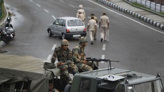 Sporný Kašmír prišiel o autonómiu, Pakistan krok Indie odmieta