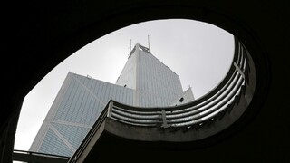 Obchodná vojna eskaluje. Čína oslabila menu, Trump ju obvinil