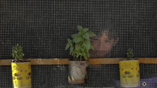 Európska komisia na pomoc utečencom vyčlení 127 miliónov eur