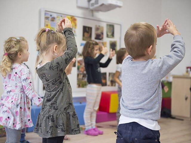 Školám chýbajú učitelia, najväčší nedostatok má Bratislavský kraj