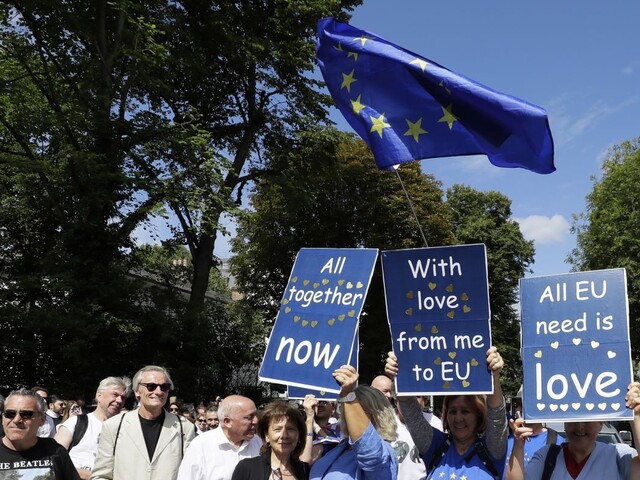 Už pociťujú následky brexitu. Britská ekonomika nečakane klesá