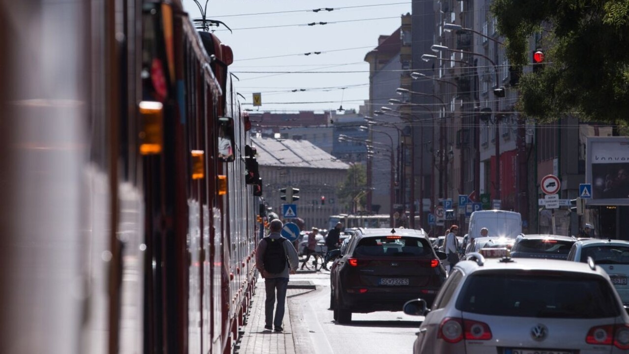 Cez víkend rátajte s výlukou električky, upozornil dopravný podnik