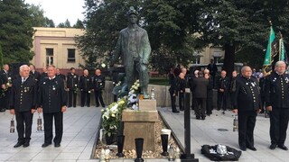 V Handlovej spomínali na baníkov, premiér žiada spravodlivosť