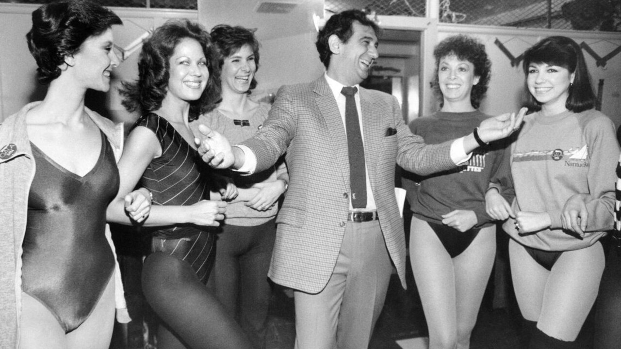 Legendárneho speváka obvinilo z obťažovania viacero žien