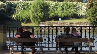 Mladomanželia môžu žiadať o pôžičku. Musia splniť podmienky