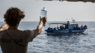 Taliansko odmieta prijať aj bábätká, podľa súdu porušuje zákon