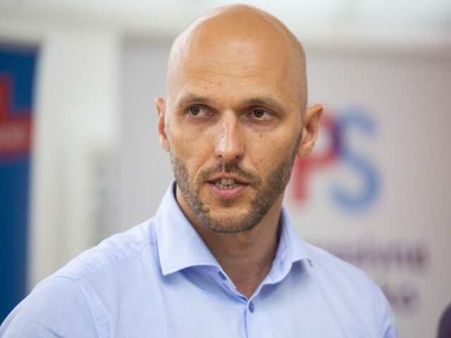 Opozícia žiada mená rečníkov na oslavách SNP. Podľa Trubana chce mať istotu, že nebudú konšpirátori