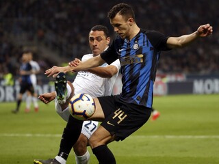 Perišič dočasne zmenil klub, rok bude hosťovať v Bayerne Mníchov